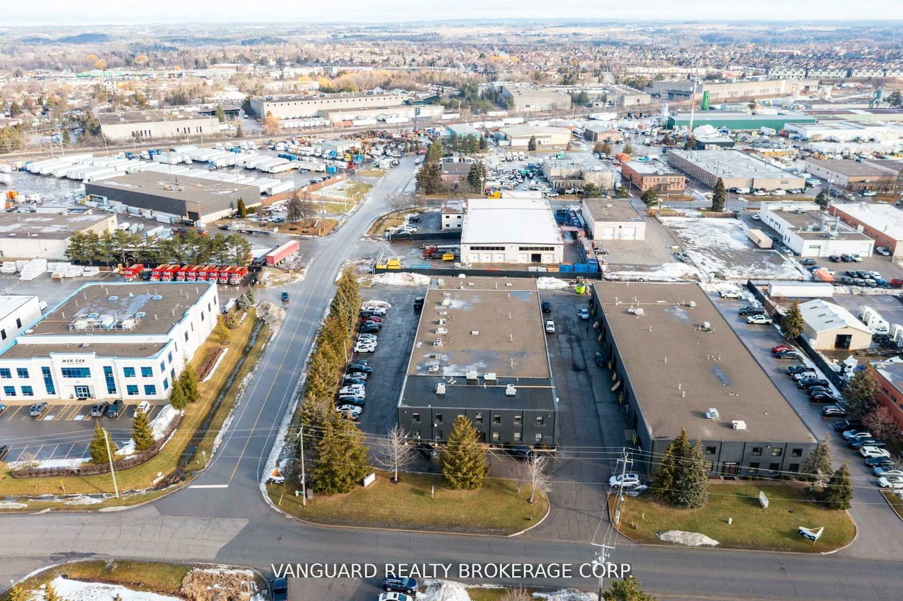 11, Holland, Bolton West, Caledon
