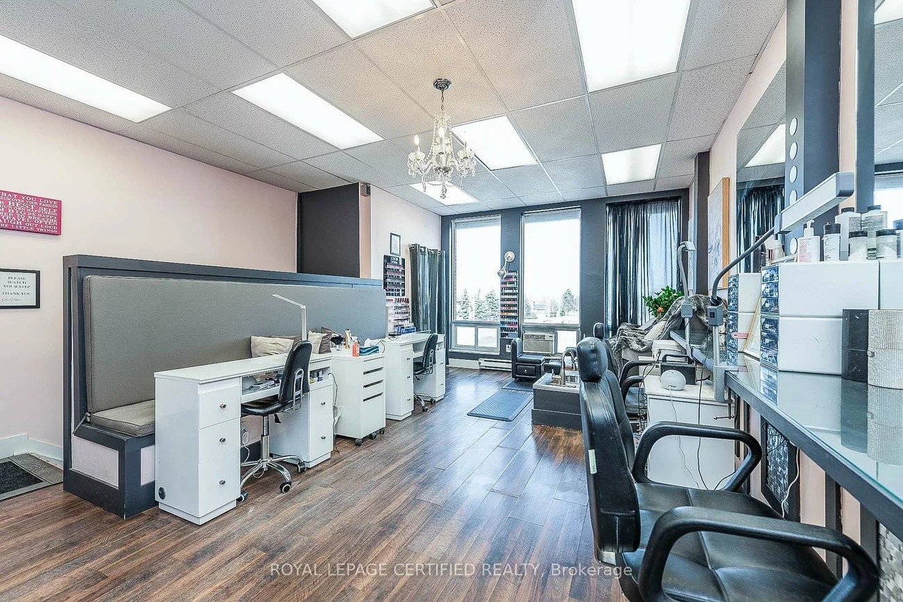 278, Queen, Bolton West, Caledon