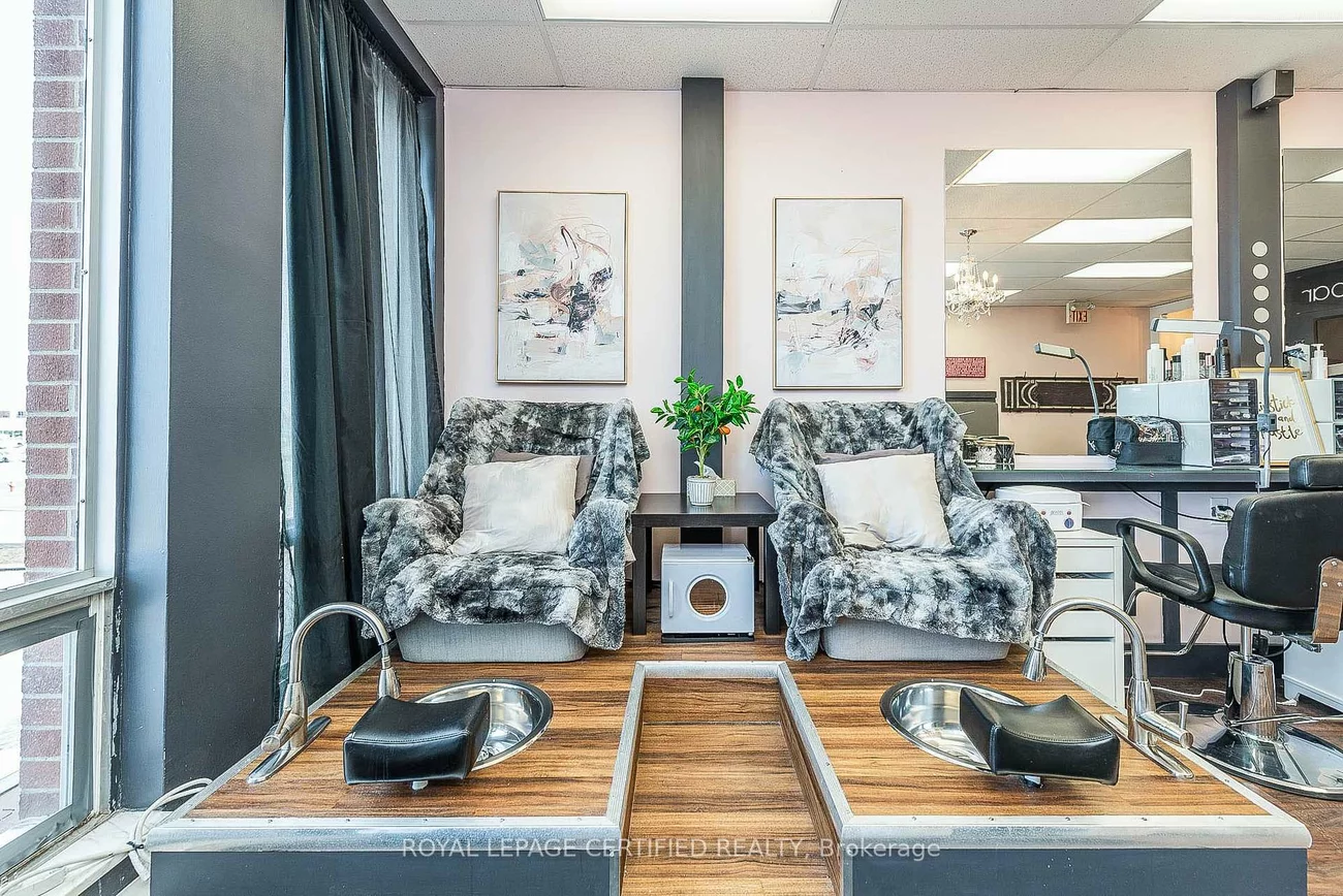 278, Queen, Bolton West, Caledon