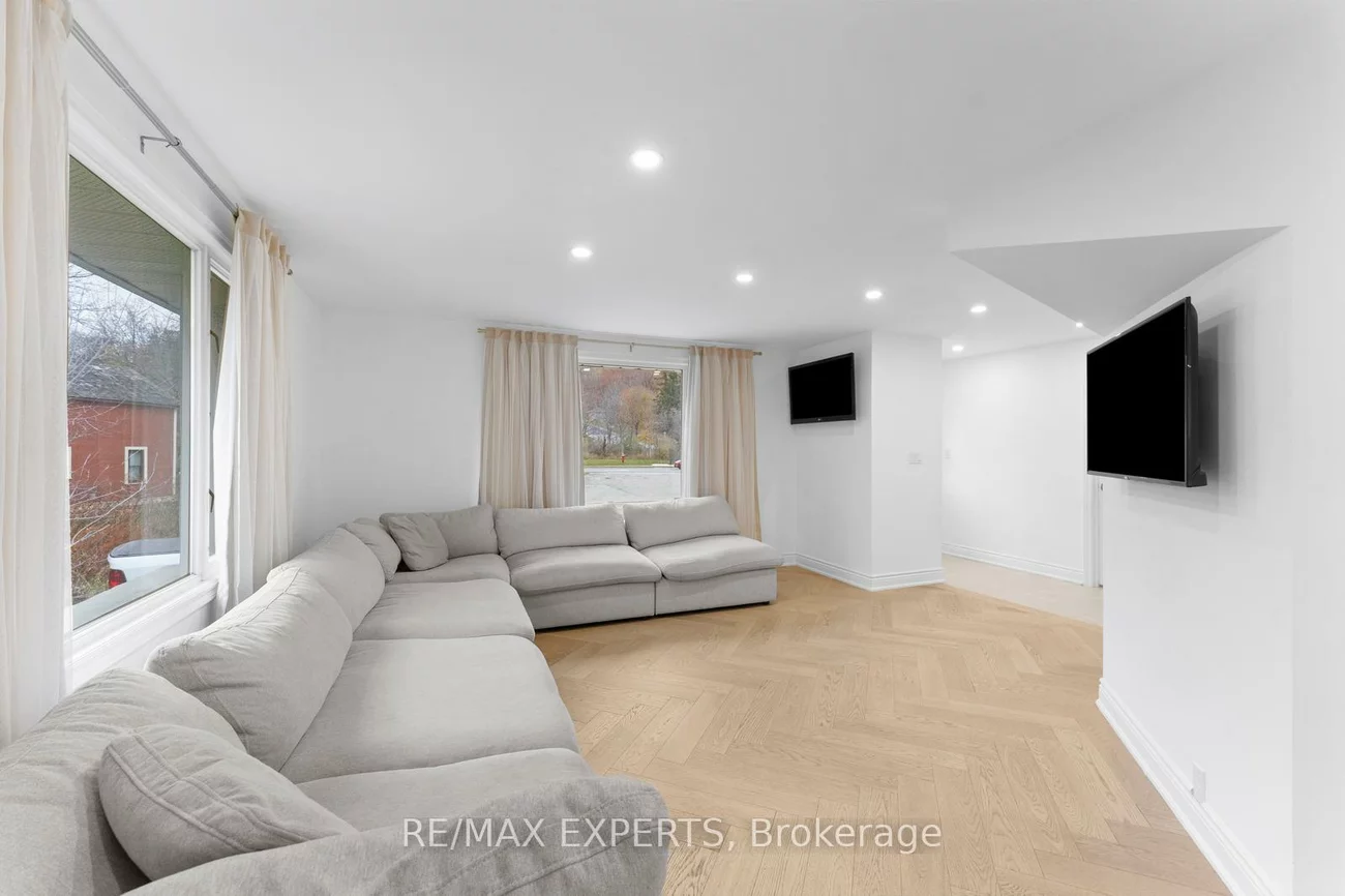 142, King, Bolton East, Caledon