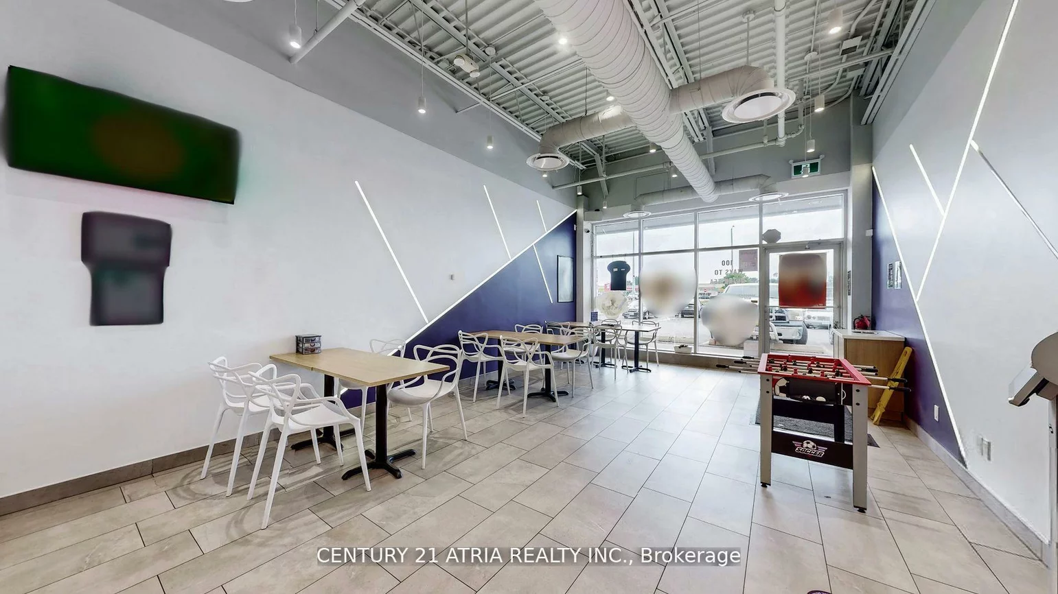 301, Queen, Bolton West, Caledon