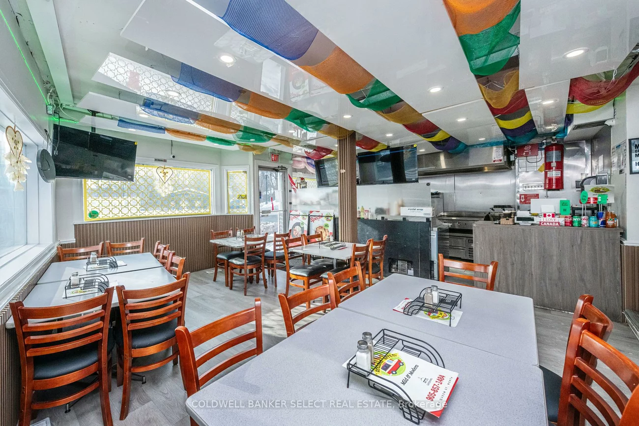 65, Queen, Bolton North, Caledon