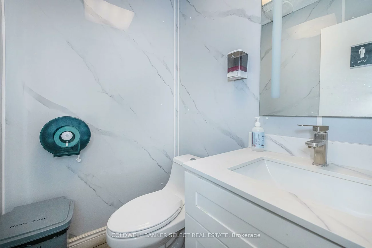 65, Queen, Bolton North, Caledon