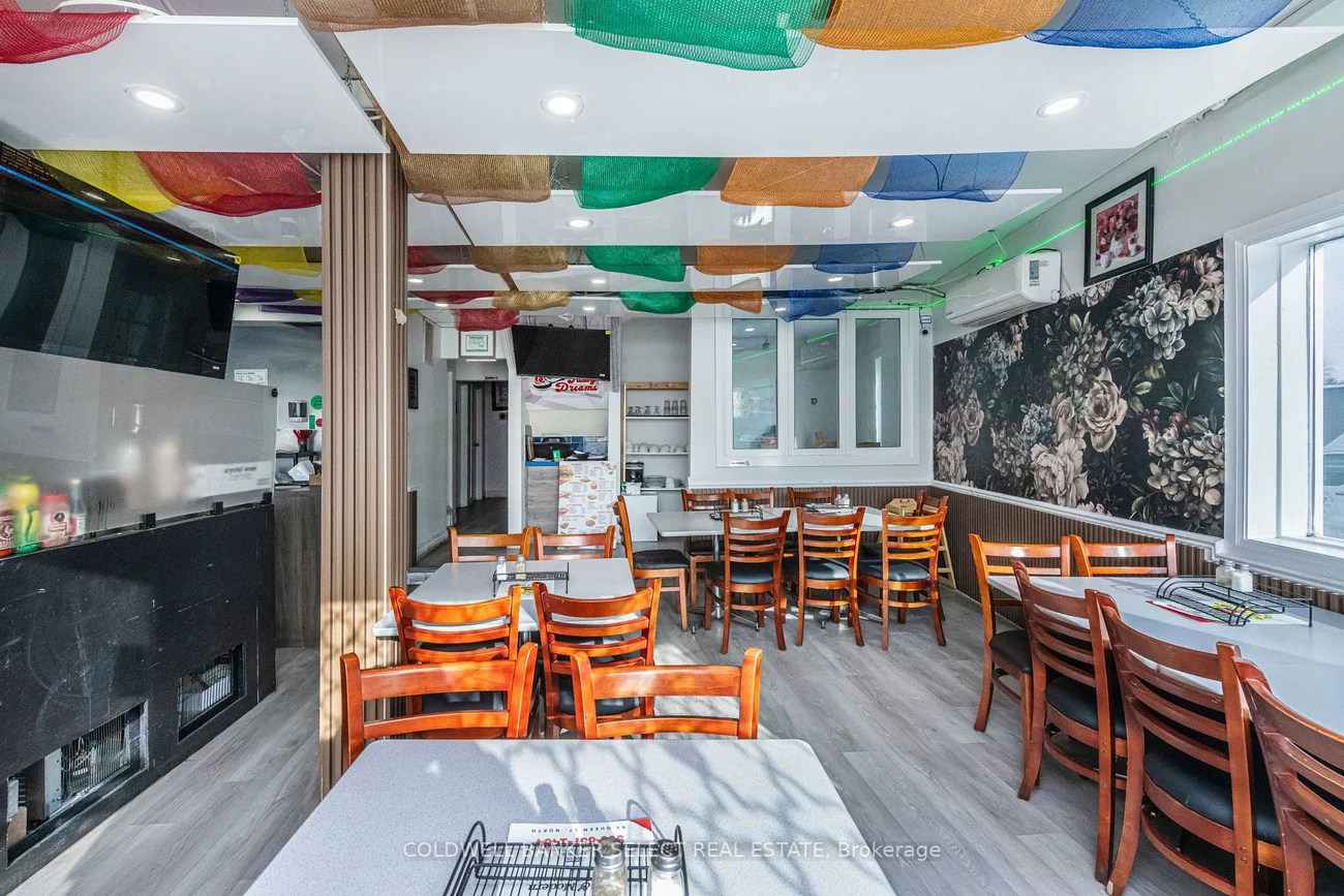 65, Queen, Bolton North, Caledon