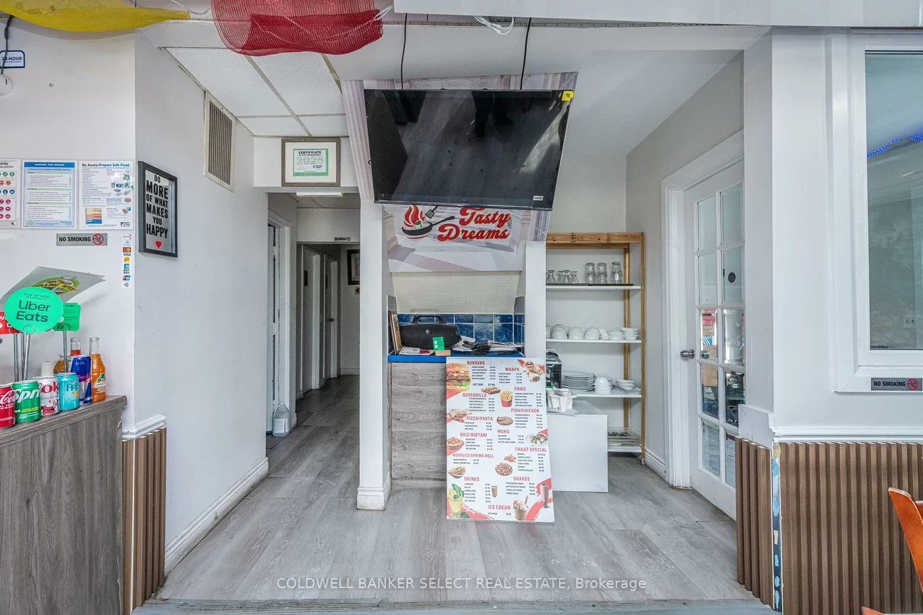 65, Queen, Bolton North, Caledon