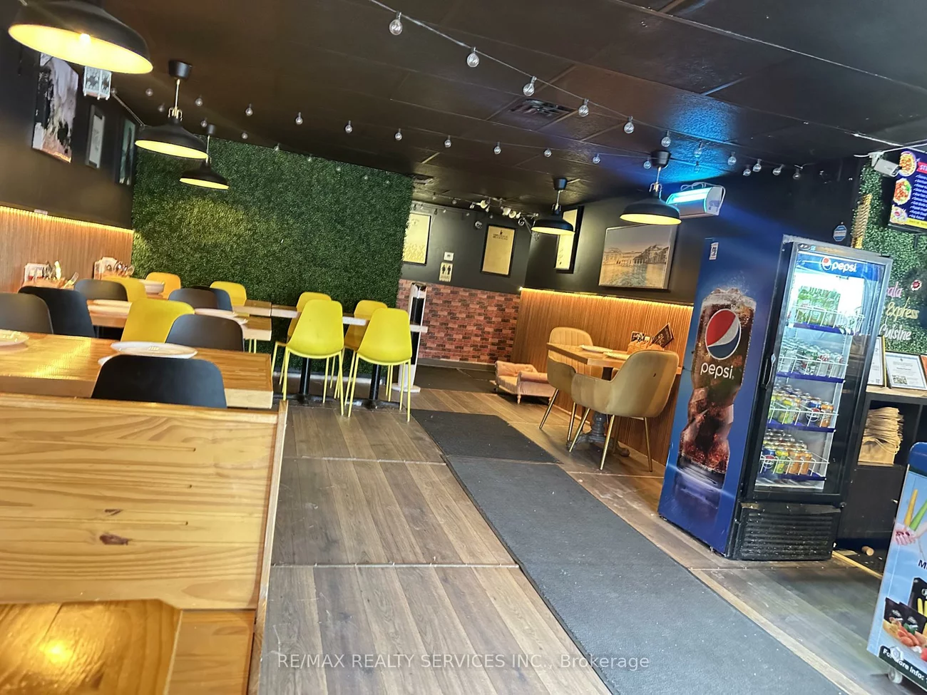 1521, Charleston, Rural Caledon, Caledon