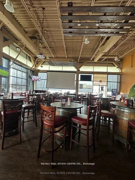 196, McEwan Dr E, Bolton East, Caledon