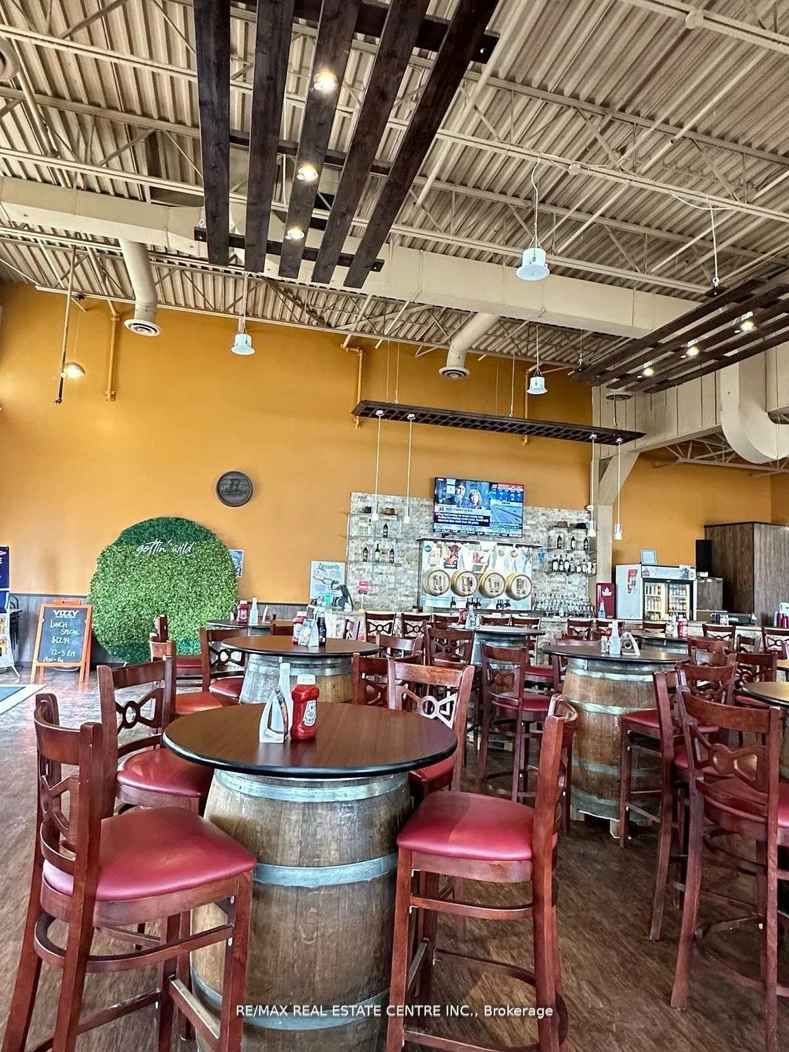 196, McEwan Dr E, Bolton East, Caledon