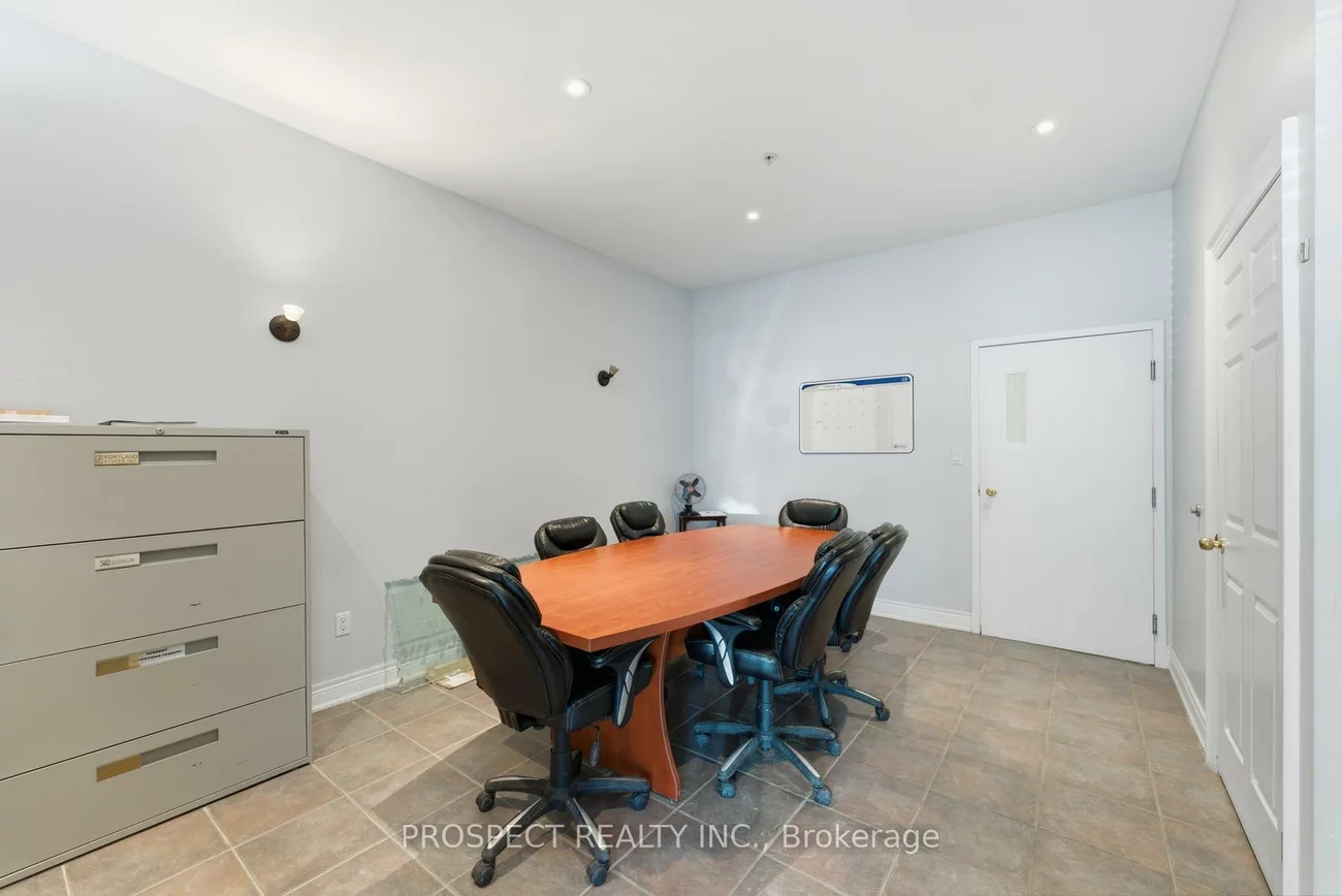 365, Healey, Bolton West, Caledon