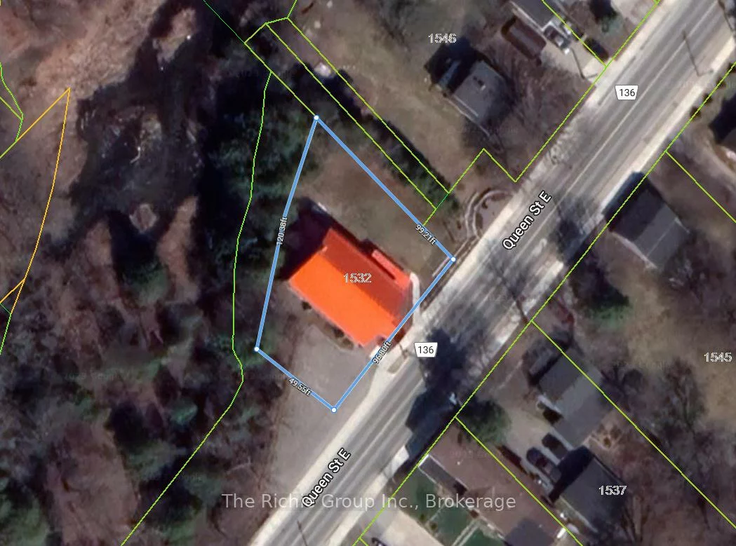 1532, Queen, Alton, Caledon