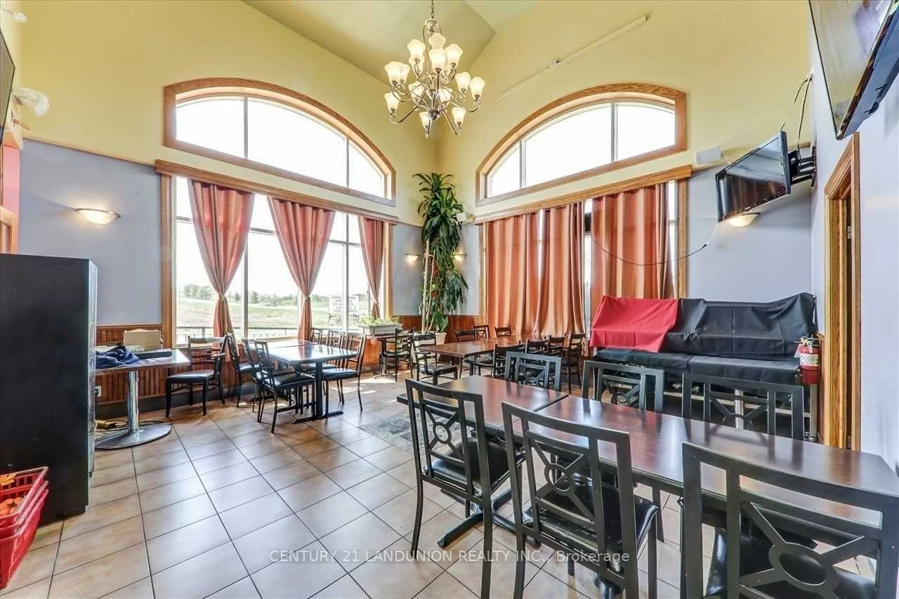 20215, Woodbine, Rural East Gwillimbury, East Gwillimbury