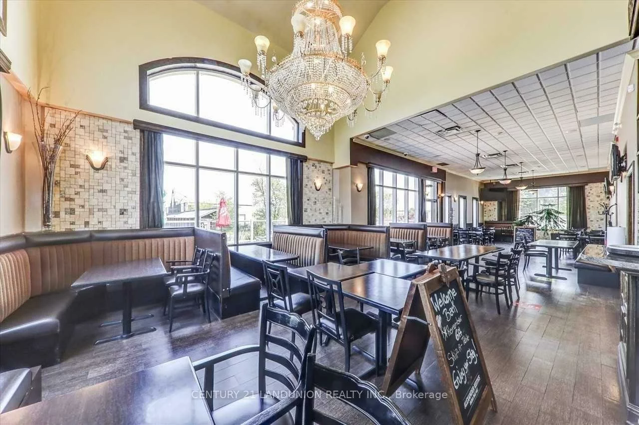 20215, Woodbine, Rural East Gwillimbury, East Gwillimbury