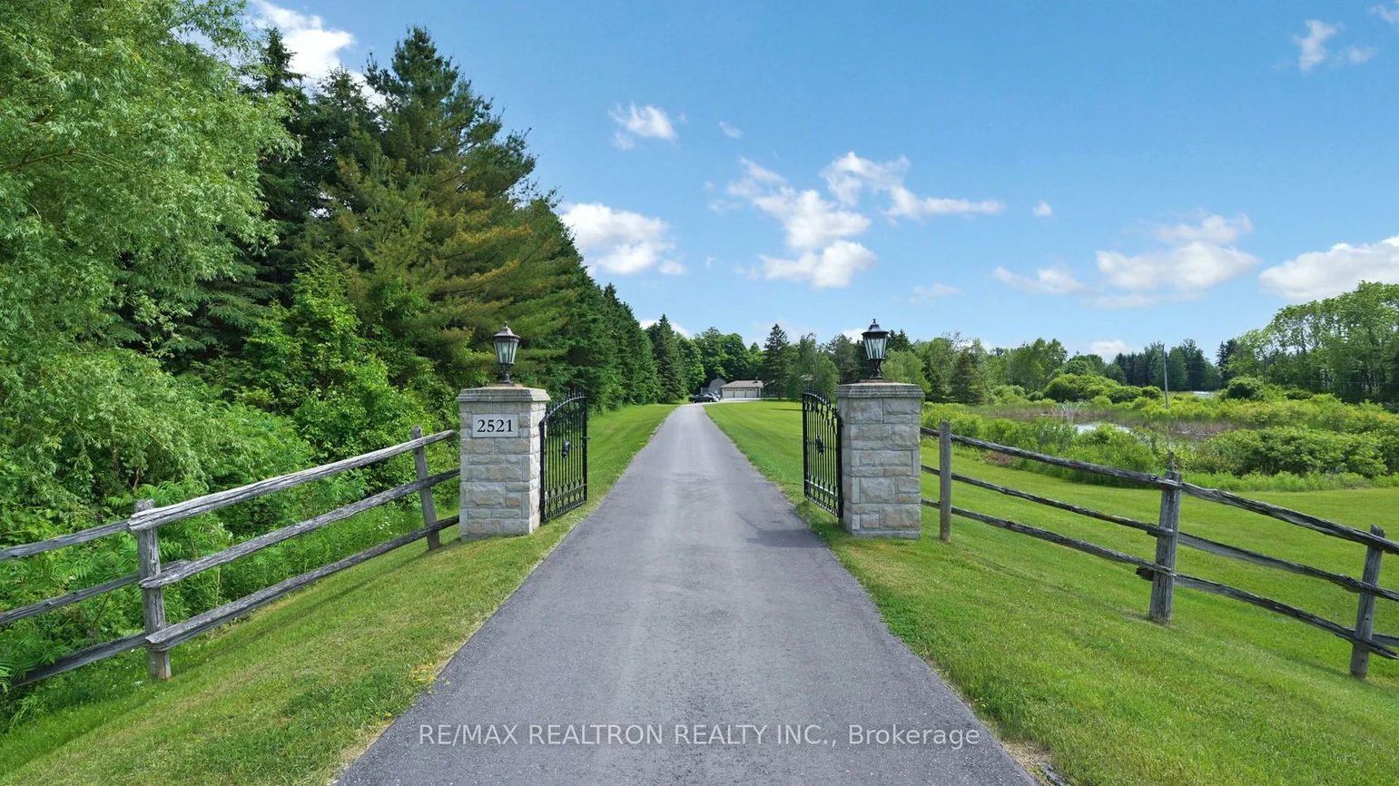 2521, Mt Albert, Rural East Gwillimbury, East Gwillimbury