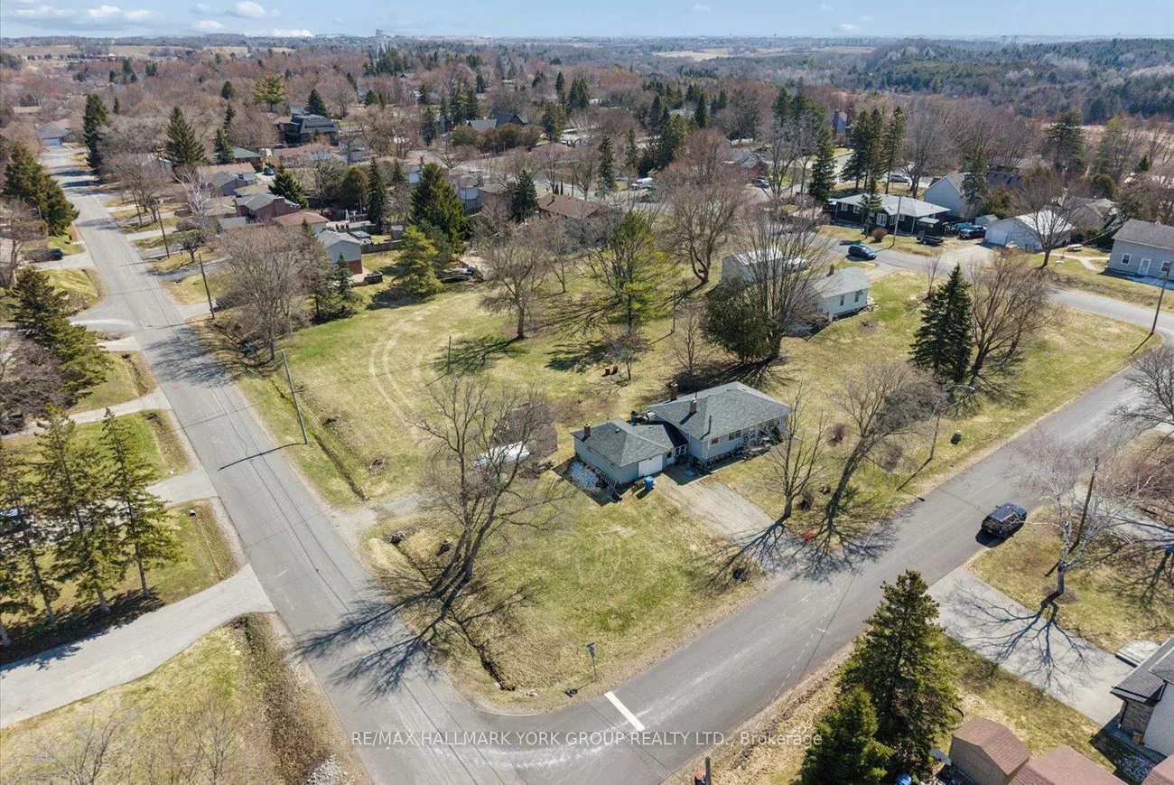 211, East, Holland Landing, East Gwillimbury