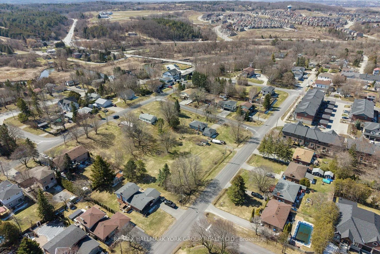 211, East, Holland Landing, East Gwillimbury