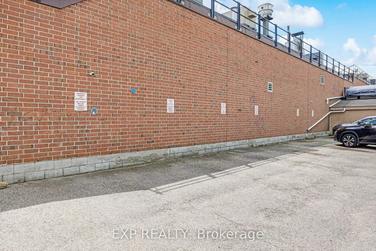 19423, Yonge, Holland Landing, East Gwillimbury