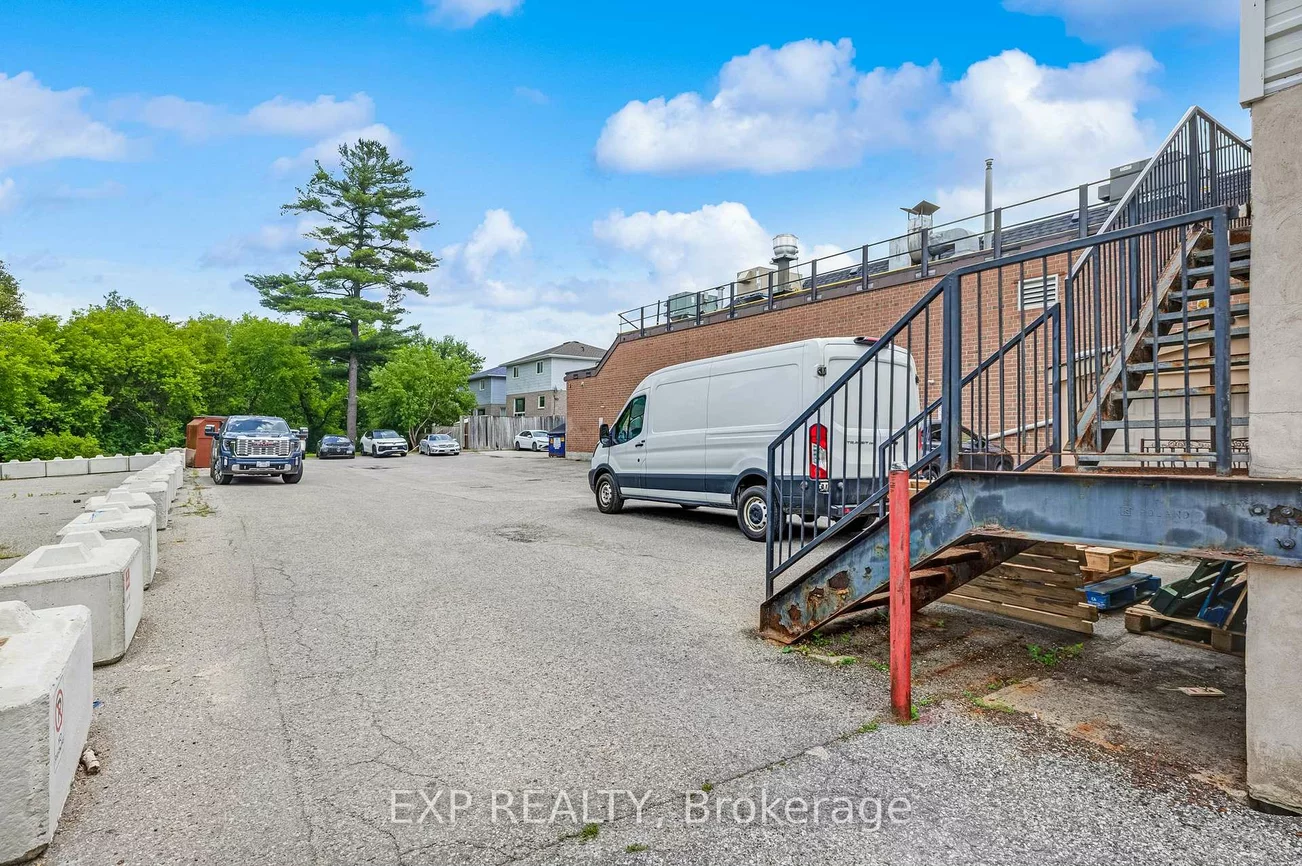 19423, Yonge, Holland Landing, East Gwillimbury