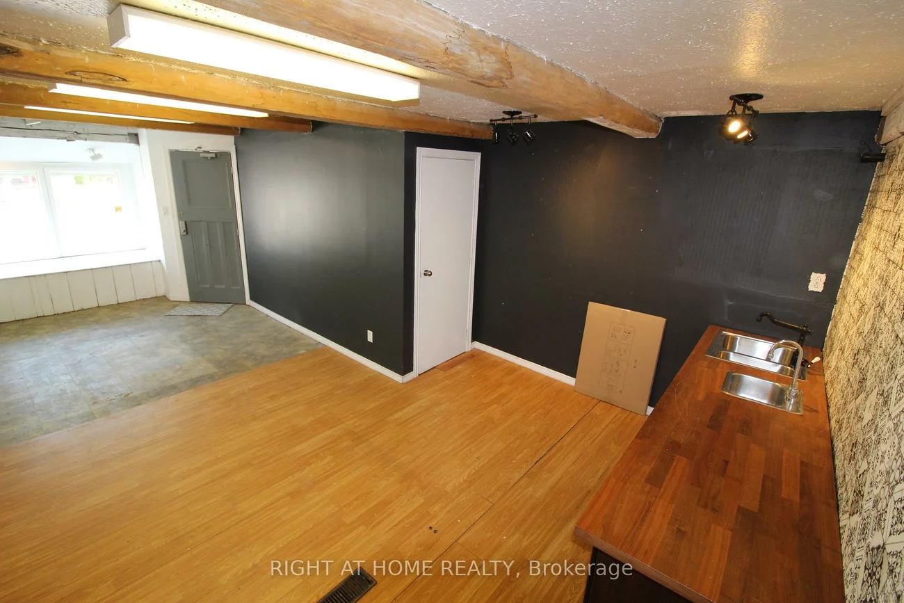 9, Queen, Cookstown, Innisfil