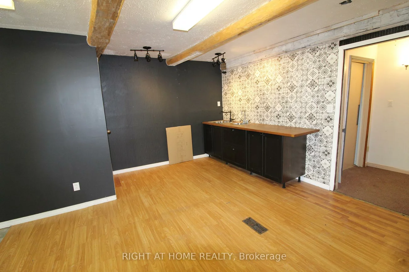 9, Queen, Cookstown, Innisfil