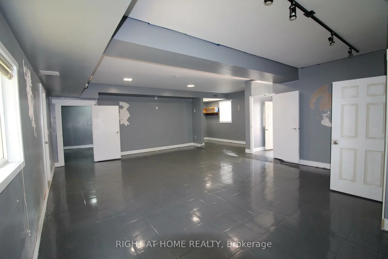 9, Queen, Cookstown, Innisfil