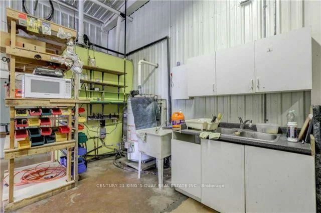 7935, Yonge, Stroud, Innisfil