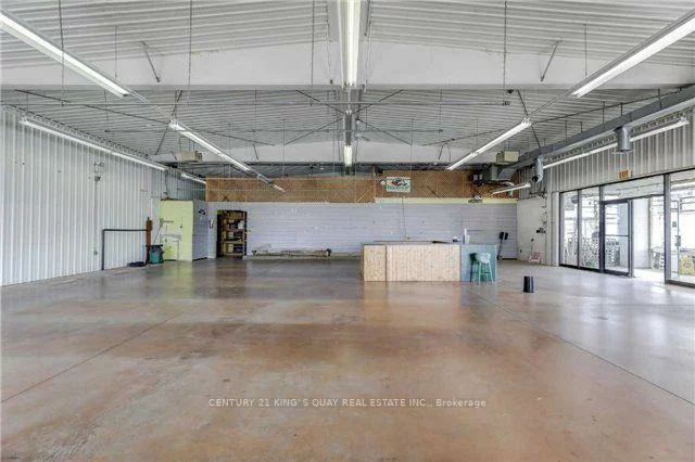 7935, Yonge, Stroud, Innisfil