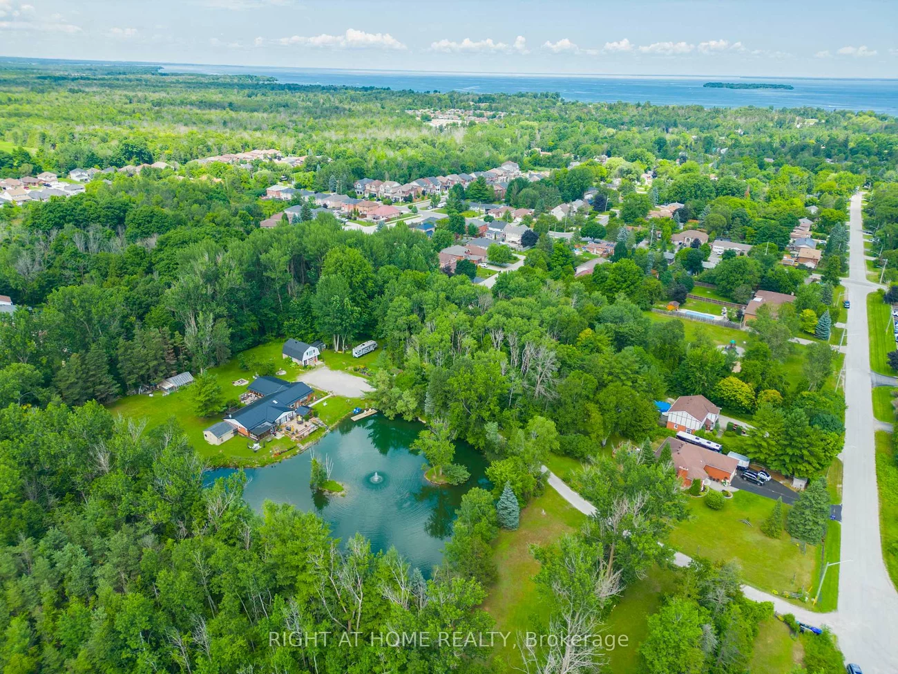 1114, Goshen, Alcona, Innisfil