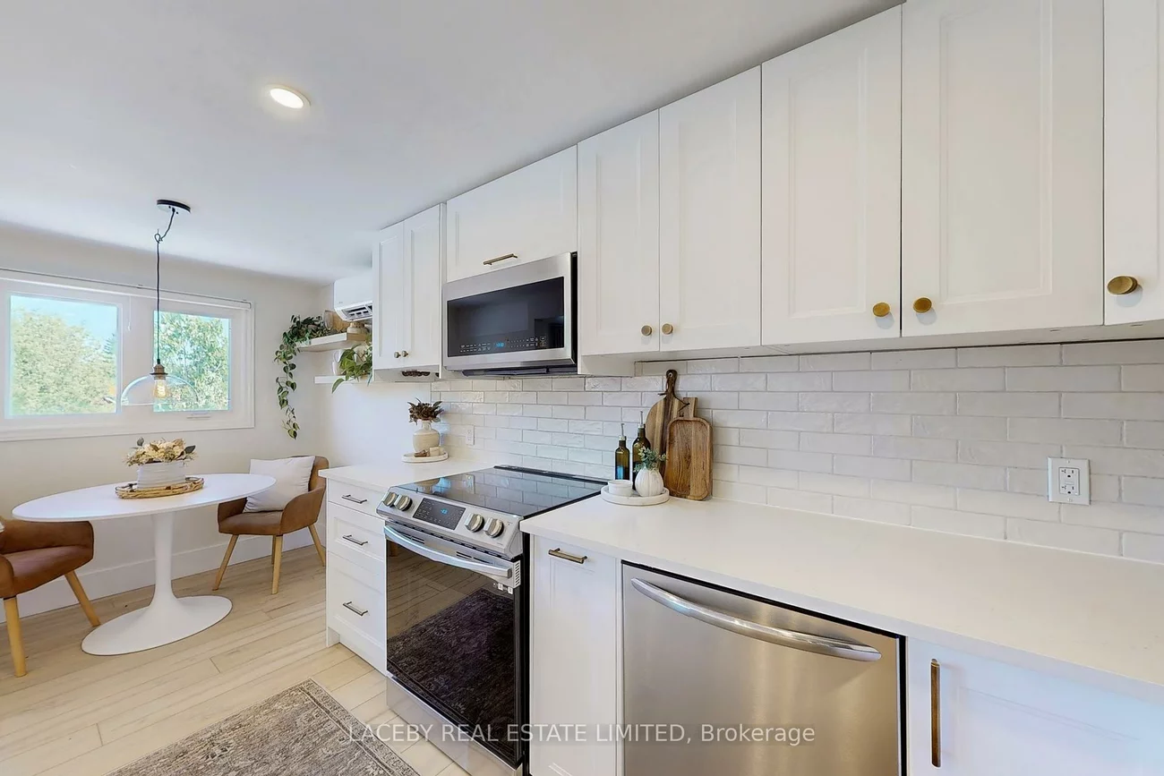 23, Queen, Cookstown, Innisfil