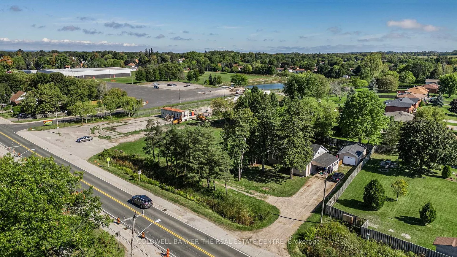 *7825-7813, 7825-7813 Yonge, Stroud, Innisfil