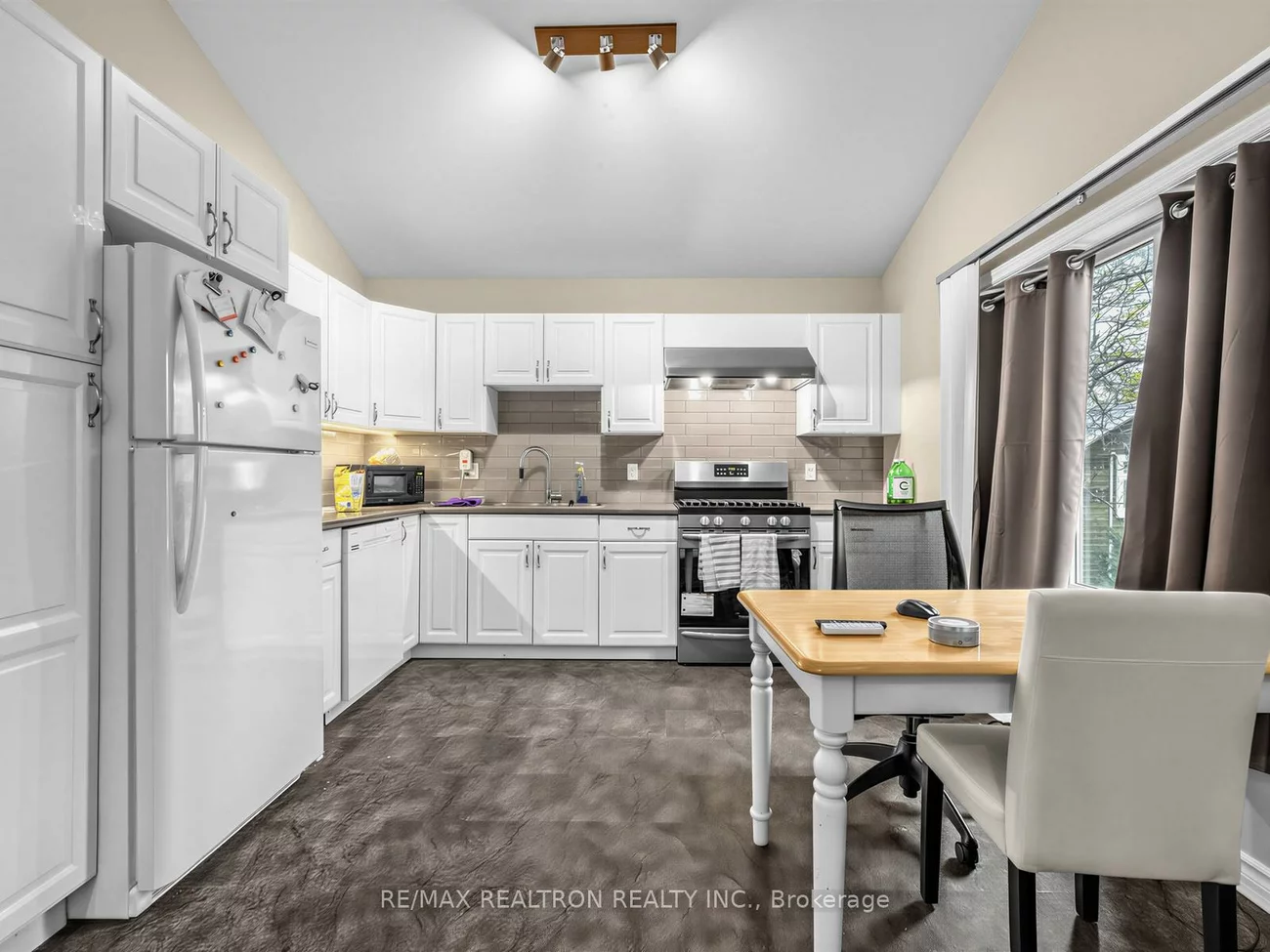 1338, Killarney Beach, Lefroy, Innisfil