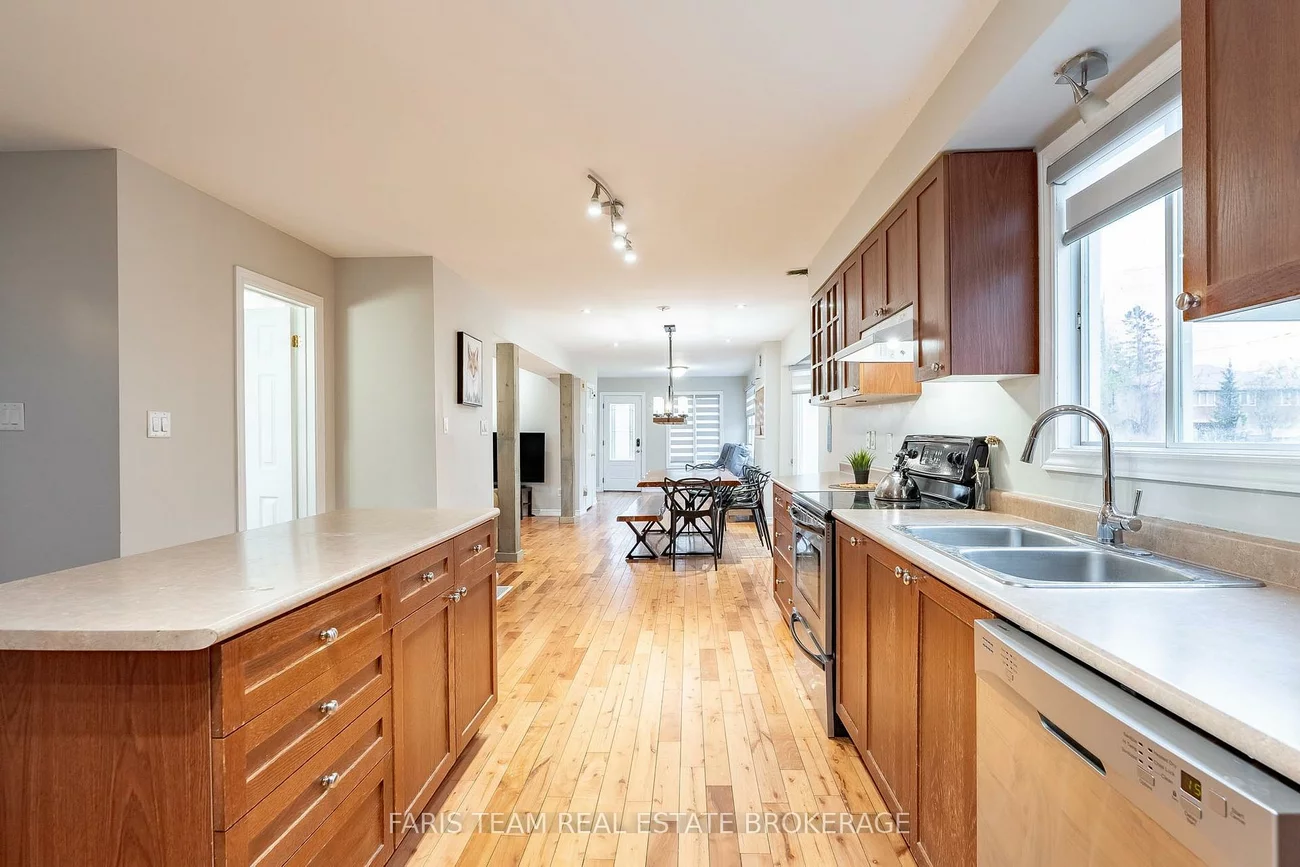 687, Innisfil Beach Road, Alcona, Innisfil