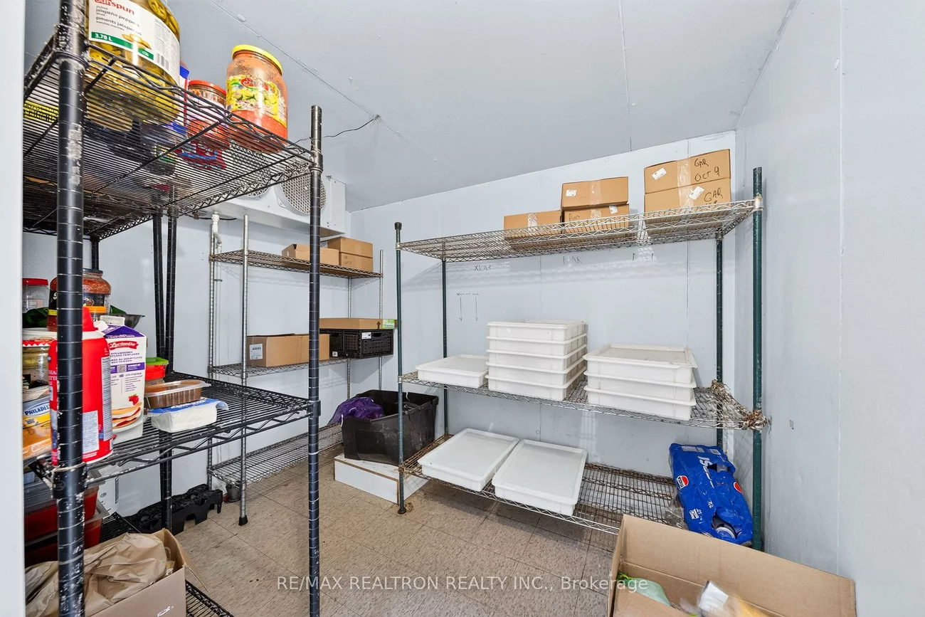990, Innisfil Beach, Alcona, Innisfil