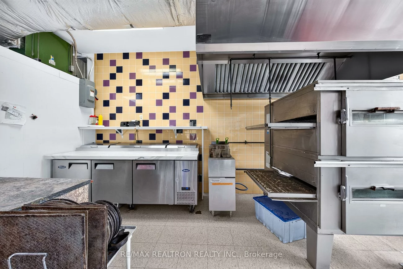 990, Innisfil Beach, Alcona, Innisfil