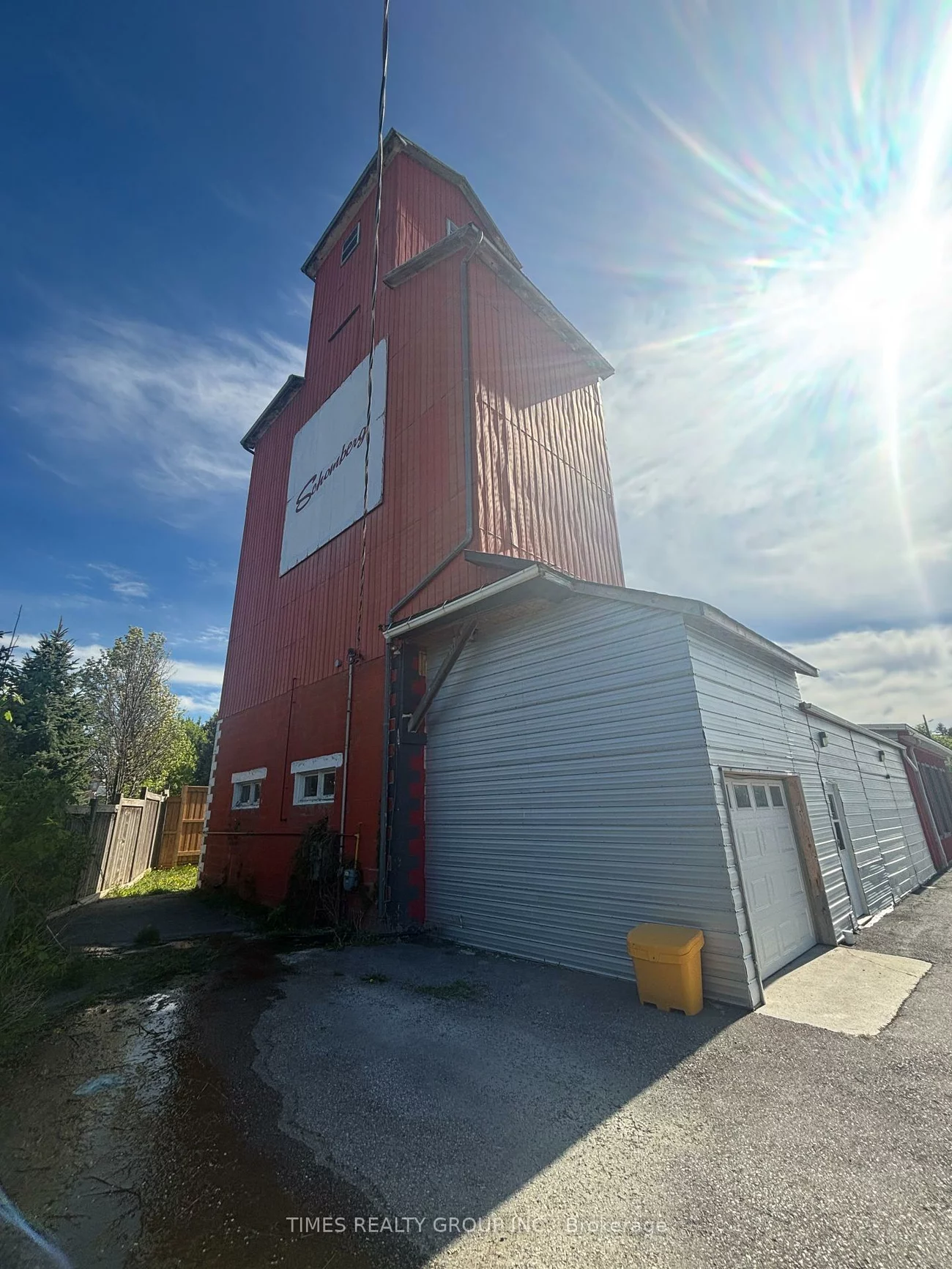 518, Main, Schomberg, King