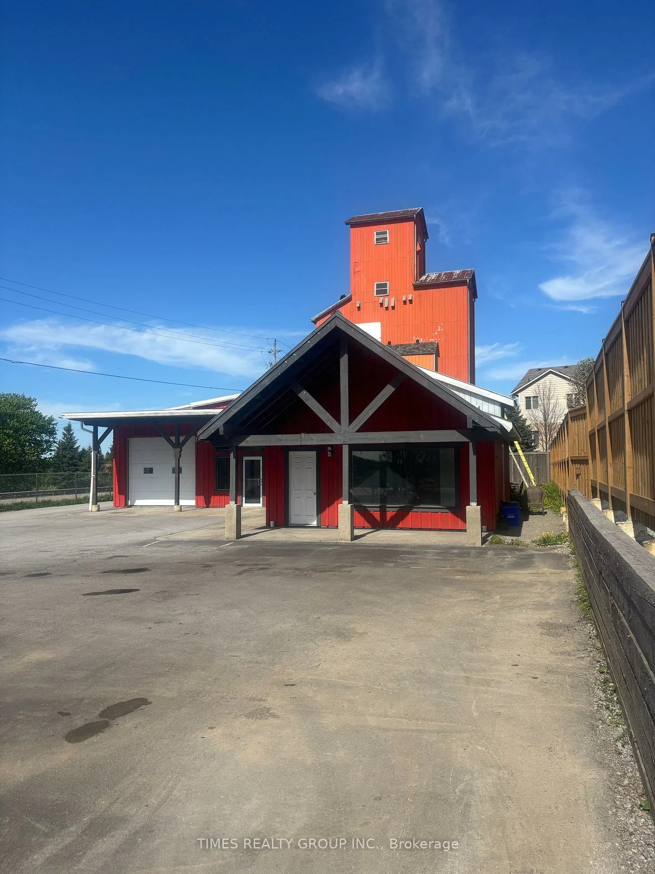 518, Main, Schomberg, King