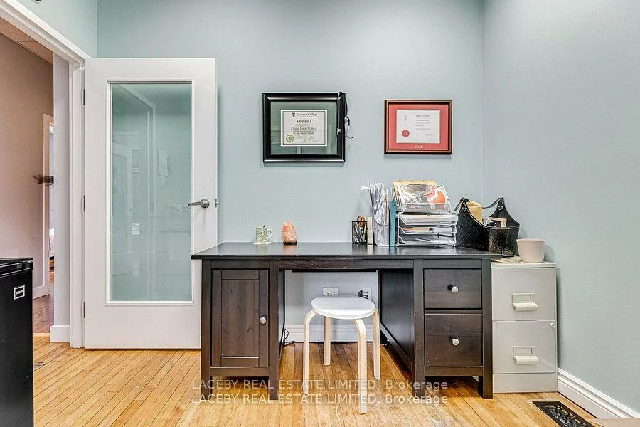 250, Main, Schomberg, King