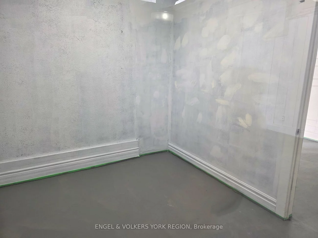 1344, Wellington, Rural King, King