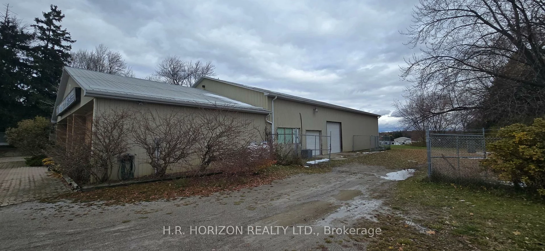 13785, Hwy 27, Rural King, King