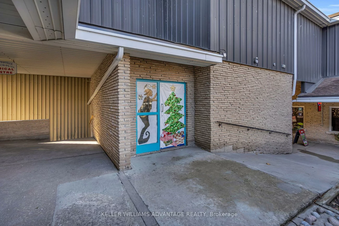 17250, Highway 27, Schomberg, King