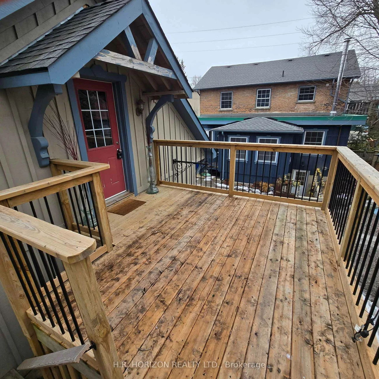 202, Main, Schomberg, King