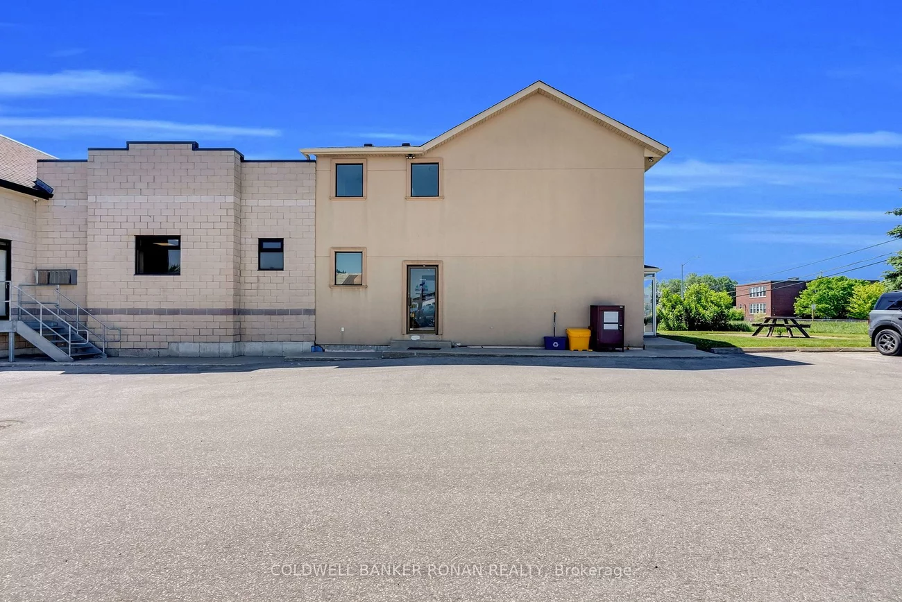 17045, Highway 27, Rural King, King