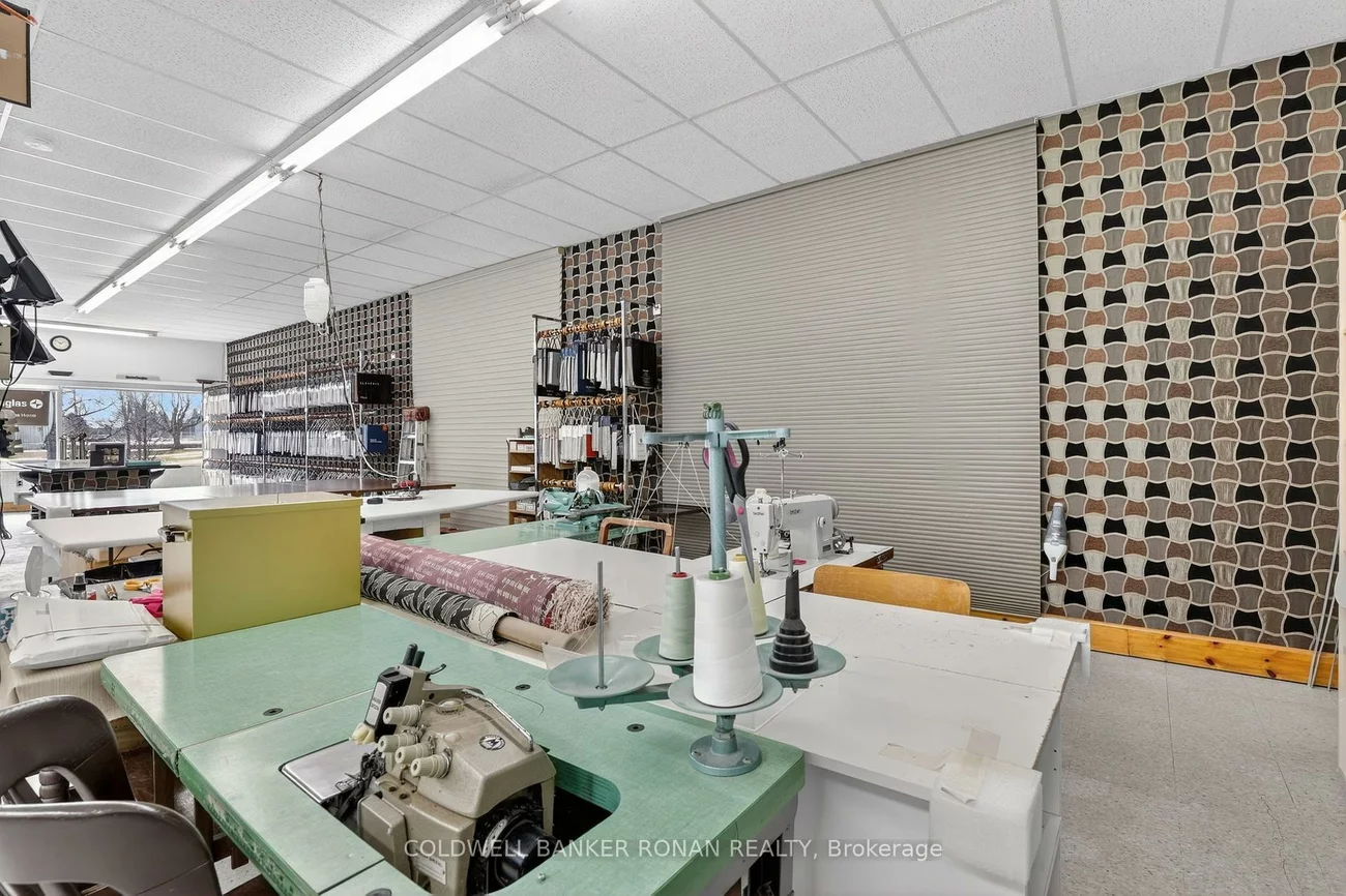 5870 King, King, Nobleton, King