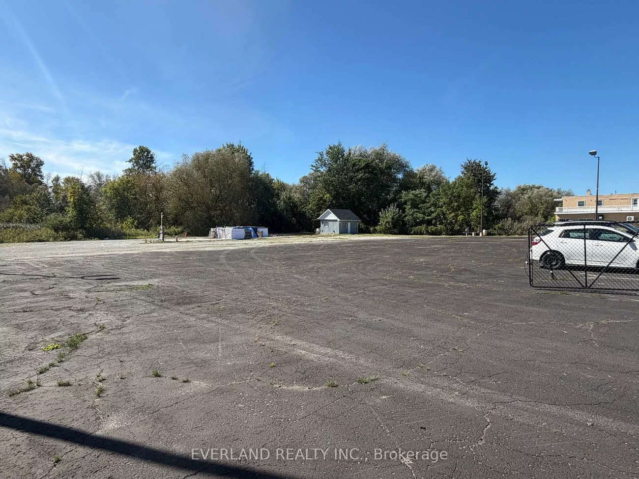 20620, Highway 11, Rural King, King
