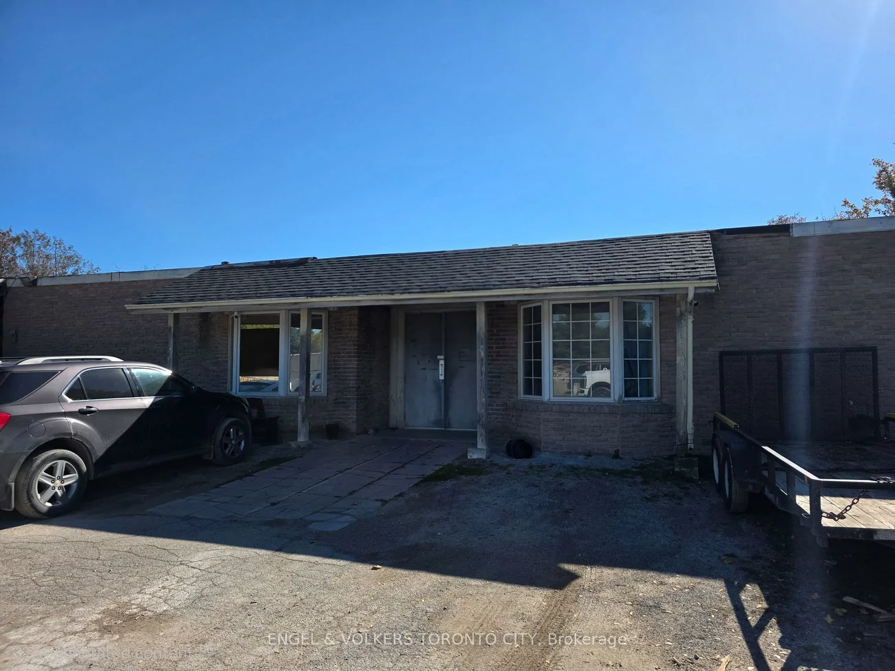 1344, Wellington, Rural King, King