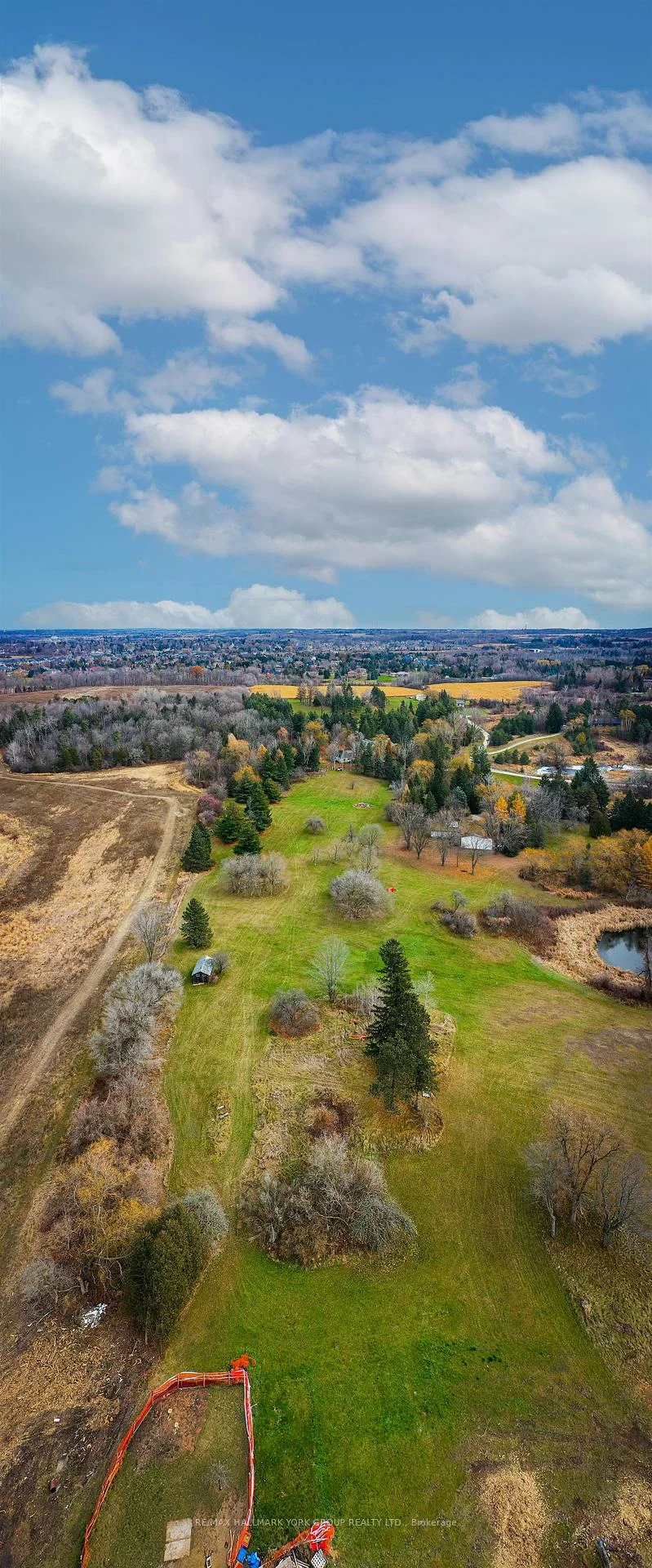 120, South Summit Farm, King City, King