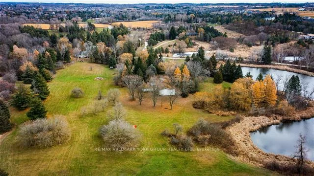 120, South Summit Farm, King City, King