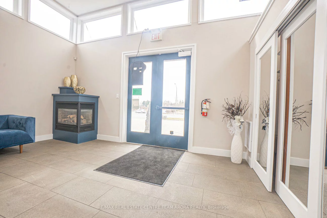 13775, Highway 27, Schomberg, King