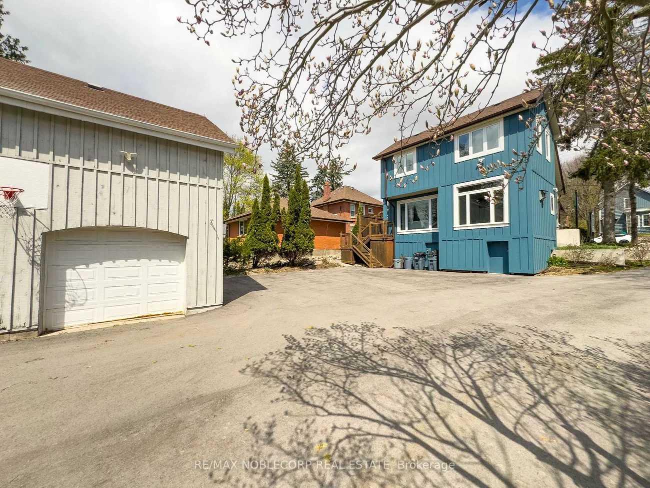 12958, Keele, King City, King
