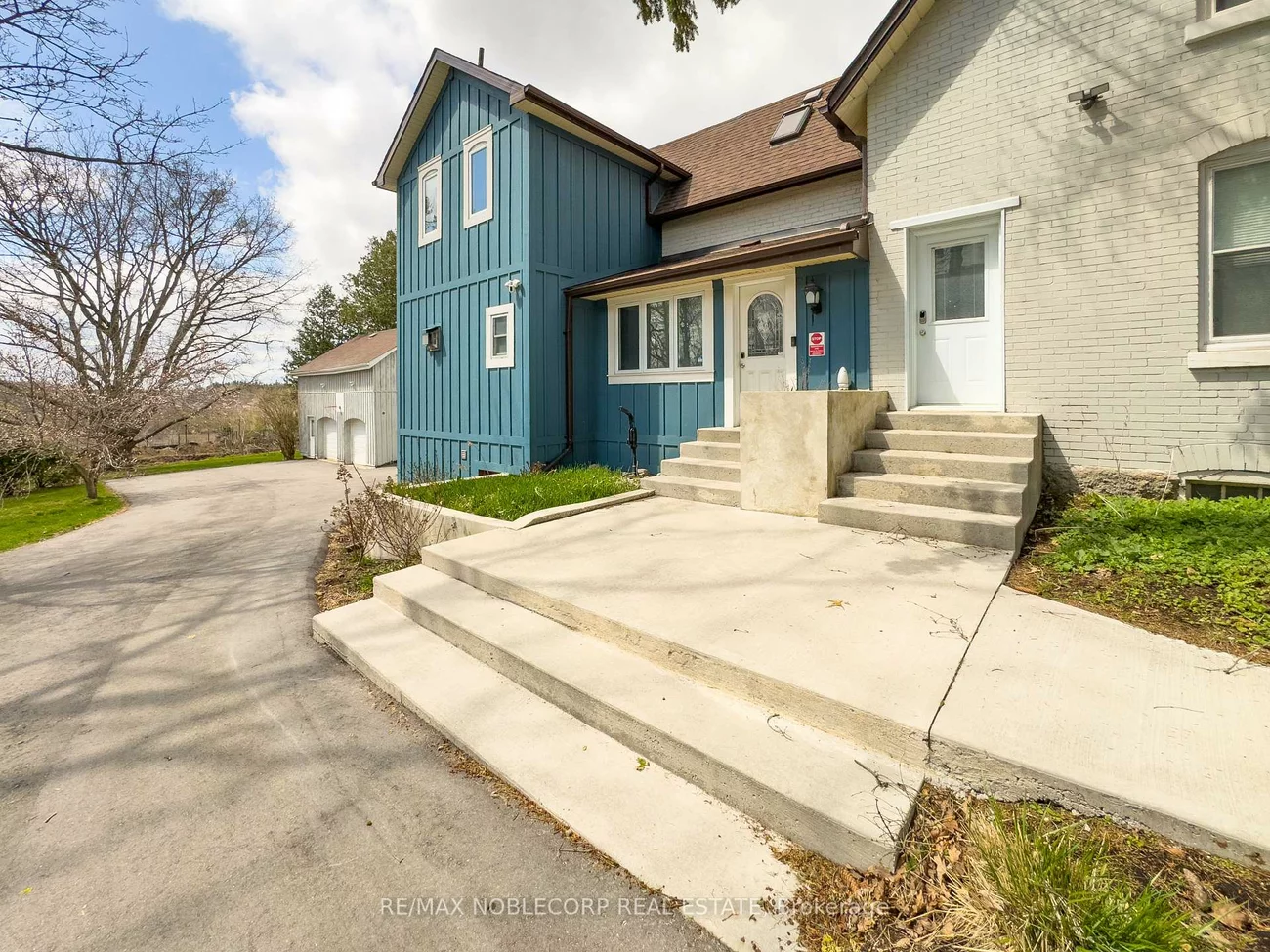 12958, Keele, King City, King
