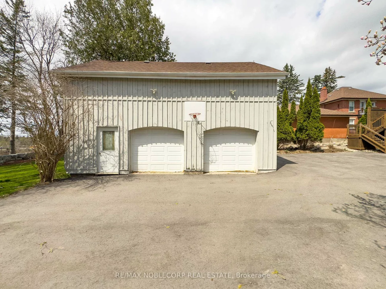 12958, Keele, King City, King